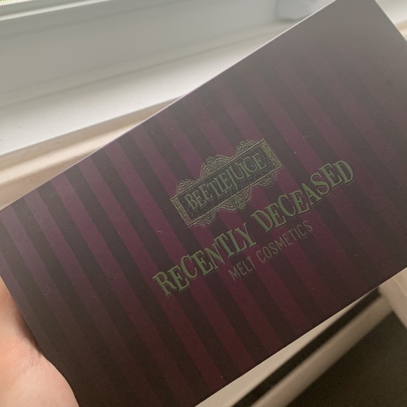 Melt cosmetics Beetlejuice palette - Picture 10 of 11